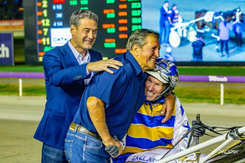 Miki Jet – G Hall Jnr & Connnections