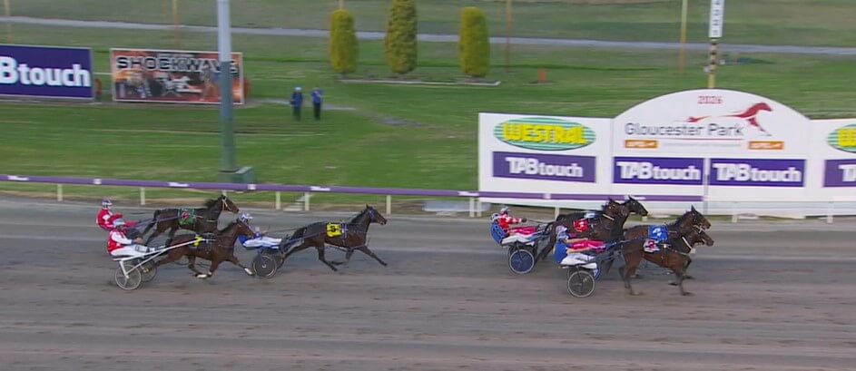 Sovereign Jewel – D Egerton-Green Race Replay 120526